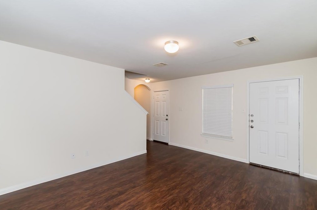 5426 Plantation Forest Dr, Katy TX  77449 exterior