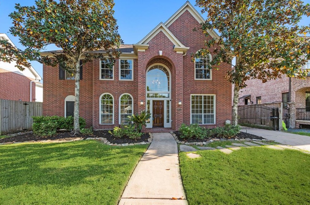 3631 Blue Bonnet Blvd, Houston, TX 77025-1303