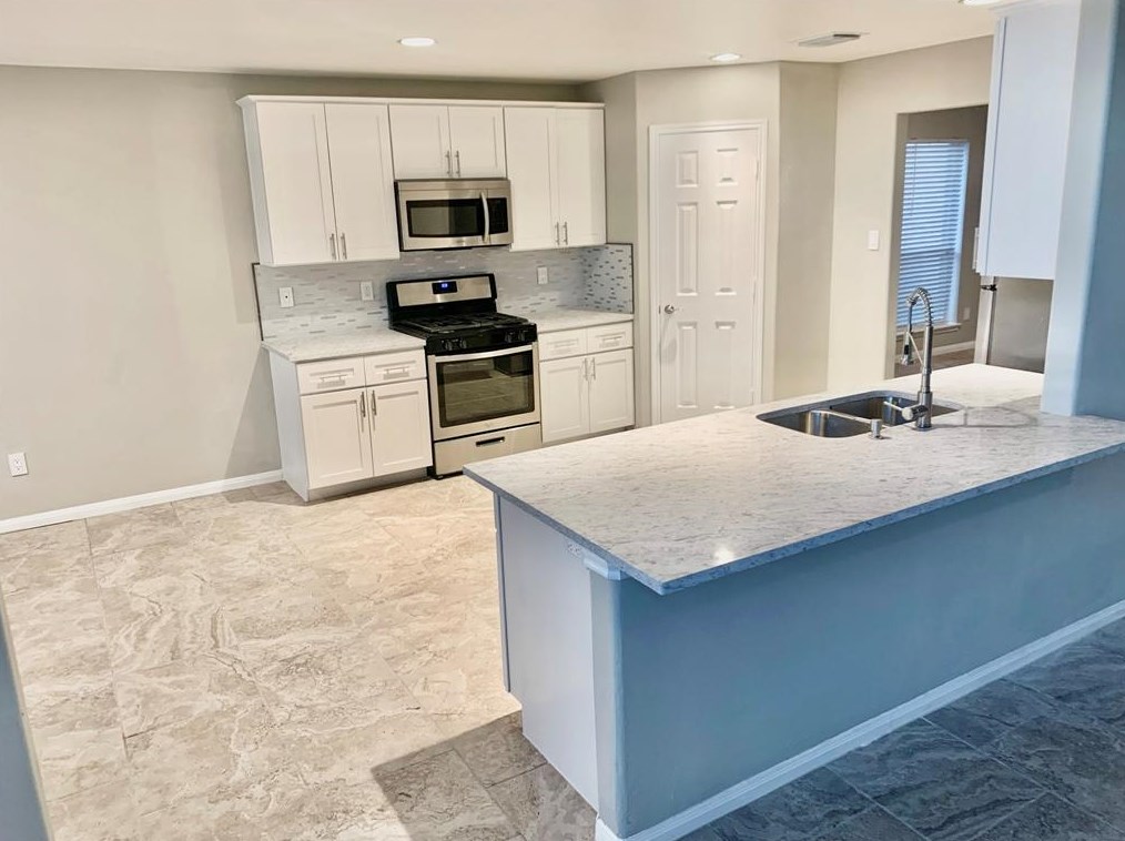 15930 Sky Land Dr, Houston TX  77073-5544 exterior