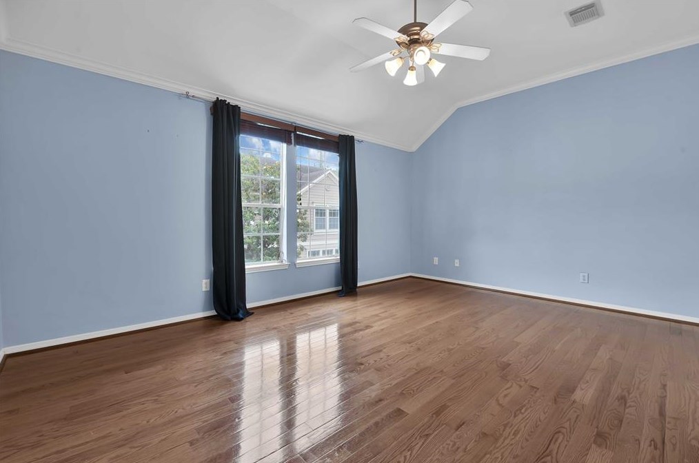 1421 Oneil, Houston TX  77019-5520 exterior