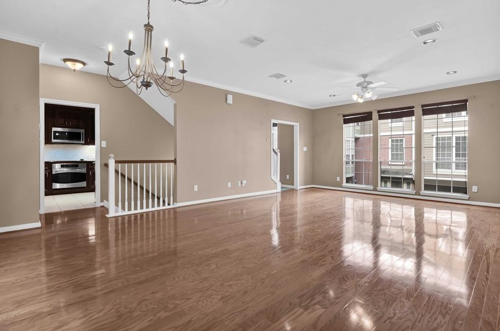1421 Oneil, Houston TX  77019-5520 exterior