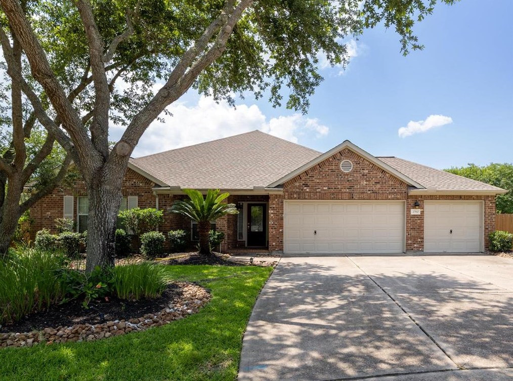 2702 Porto Bianco Ln, League City, TX 77573-2370