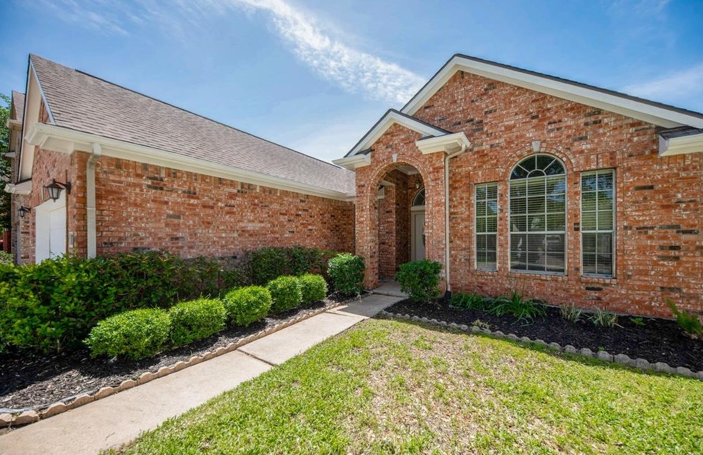 3507 Pecan Mill Dr, Sugar Land, TX 77498-7373