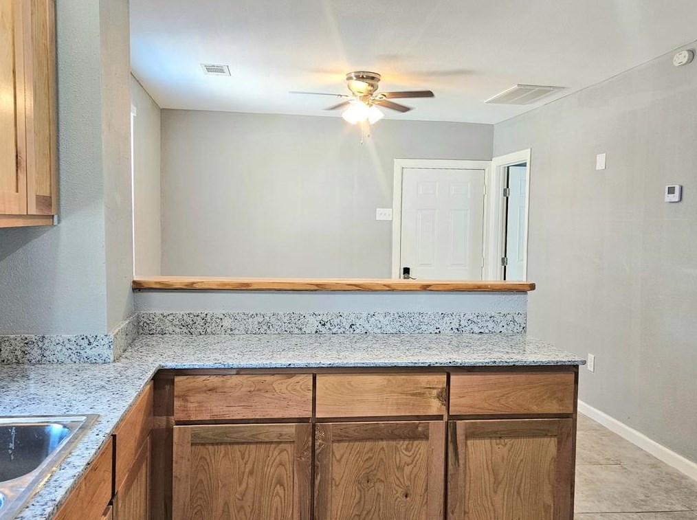 2012 35th Rear Up St, Galveston, TX 77550