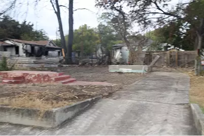 1931 Nolan St Street, San Antonio, TX 78202 - Photo 8