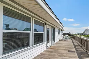 16530 Captain Kidd Rd, Jamaica Beach, TX 77554 - Photo 6