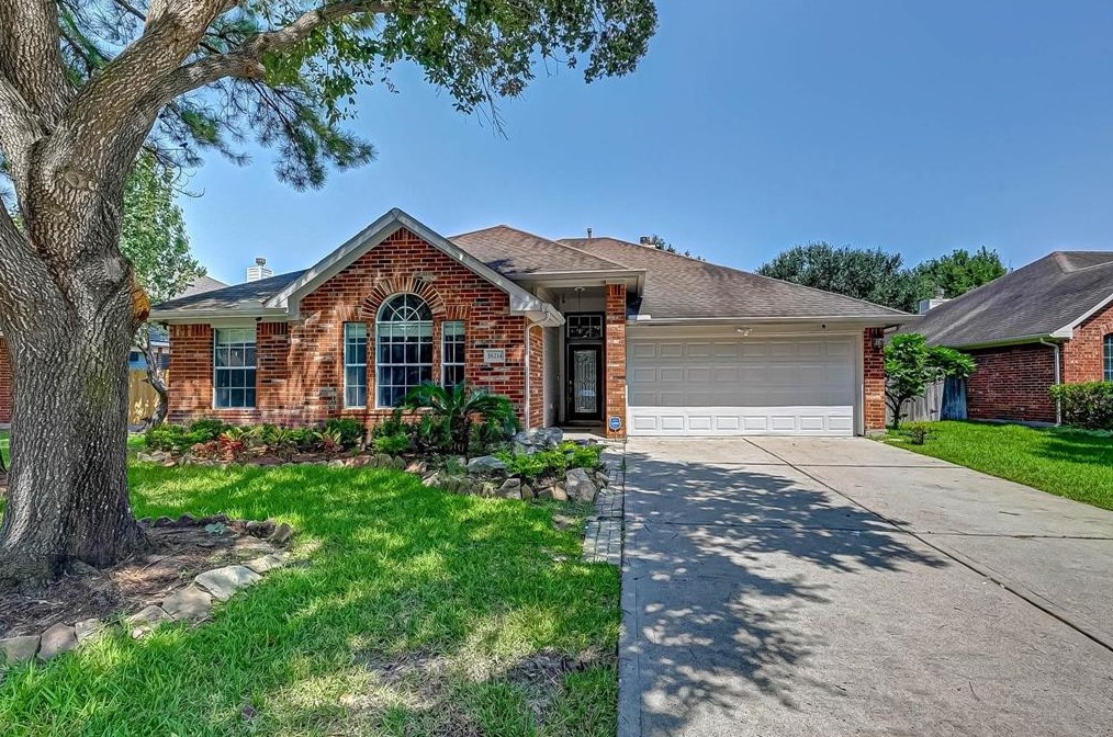 18214 Crossland Ct, Cypress, TX 77433