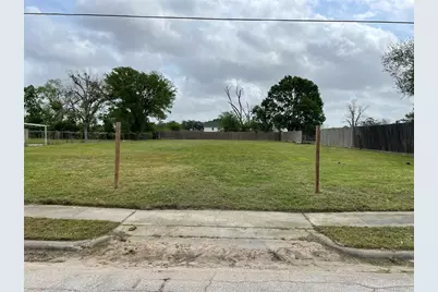 4818 Lavender Street, Houston, TX 77026 - Photo 2