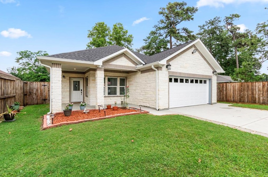 5421 Westbrook Rd, Houston, TX 77016-3635