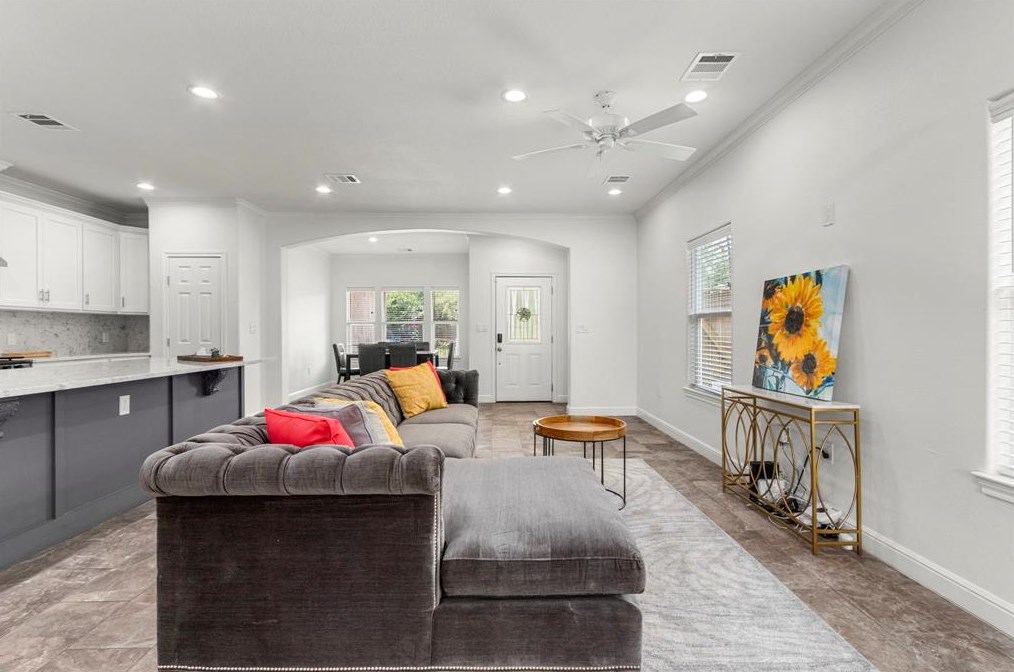 5421 Westbrook Rd, Houston TX  77016-3638 exterior