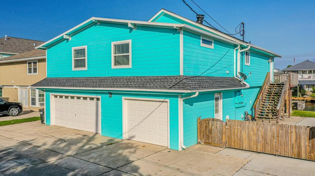 812 Marlin St, Hitchcock, TX 77563