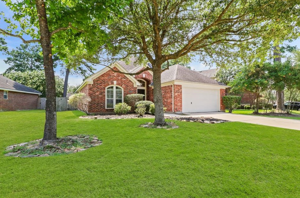17635 Arcadia Point Ln, Humble, TX 77346