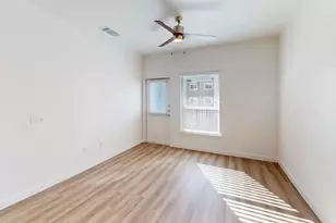 3500 Magic Dr, San Antonio, TX 78229 - Photo 6