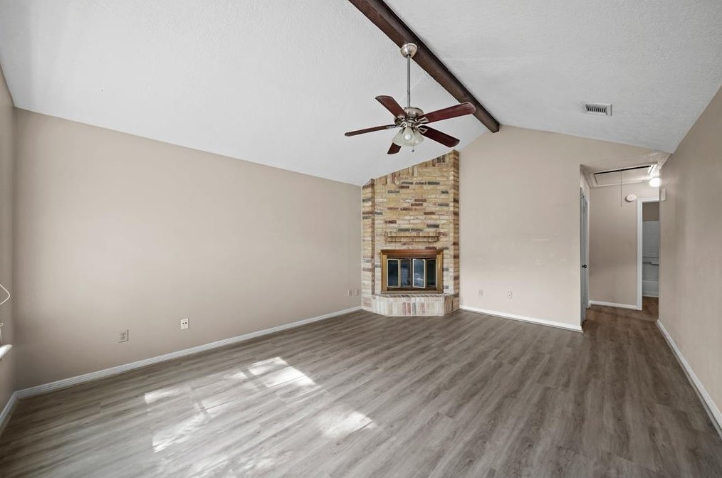 2107 N Austin Ave, Pearland, TX 77581
