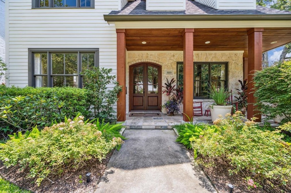 3223 Nottingham St, Houston TX  77005-2422 exterior