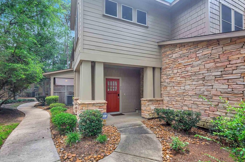 75 Scarlet Woods Ct, Spring, TX 77380-2605
