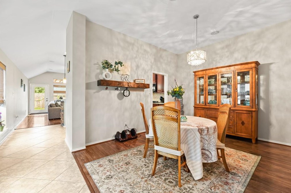 2607 Imperial Crossing Dr, Conroe, TX 77385