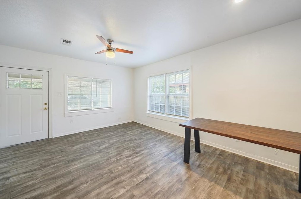 4212 Siegel St, Houston, TX 77009