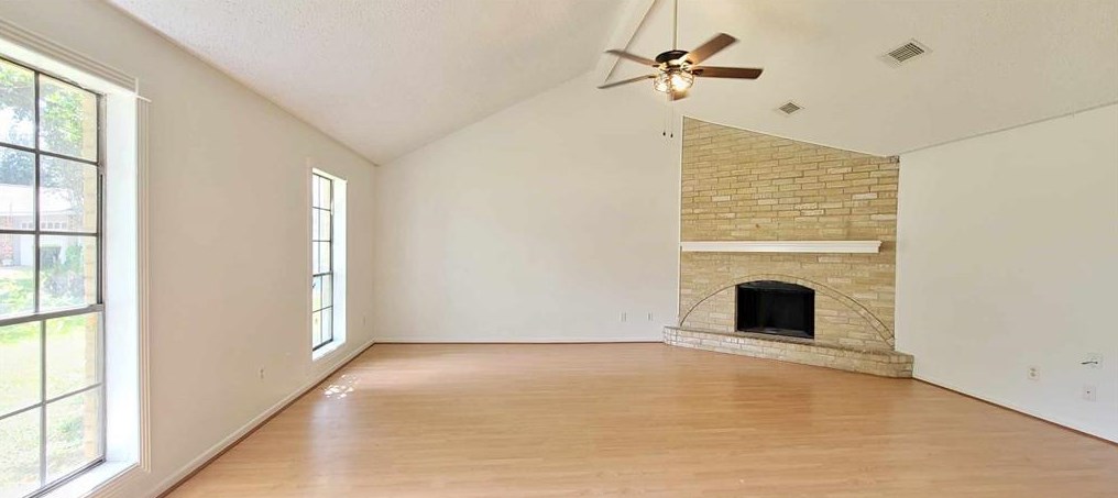 8 Abalone St, Bay City, TX 77414