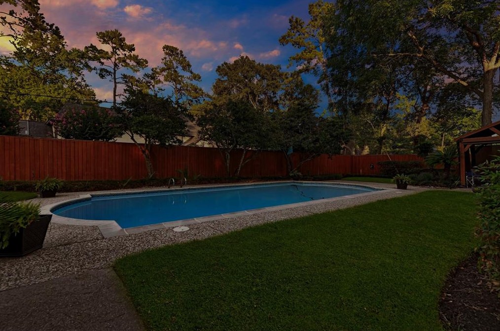 16022 Champion Dr, Spring, TX 77379-6773