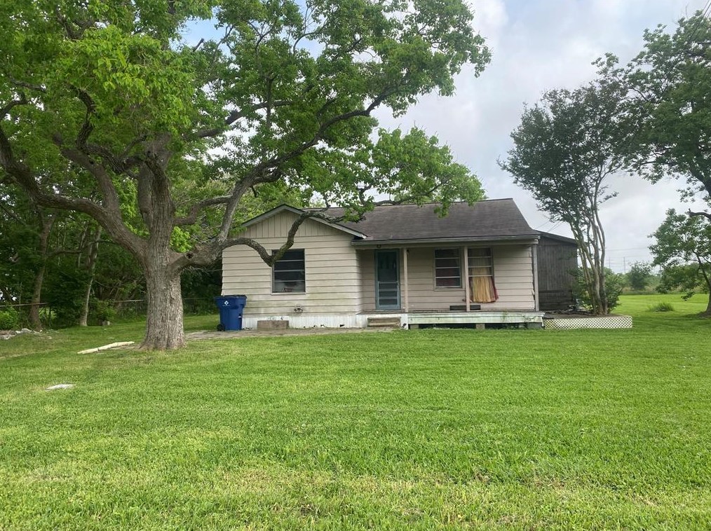 3003 2nd Ave N, Texas City, TX 77590
