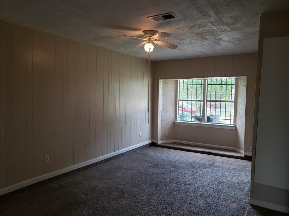 3115 Trail Lake Dr, Houston, TX 77045