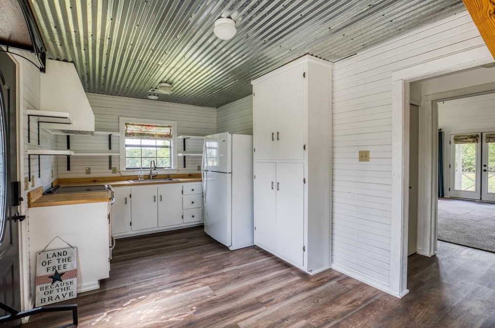 8812 Randermann, Brenham, TX 77833