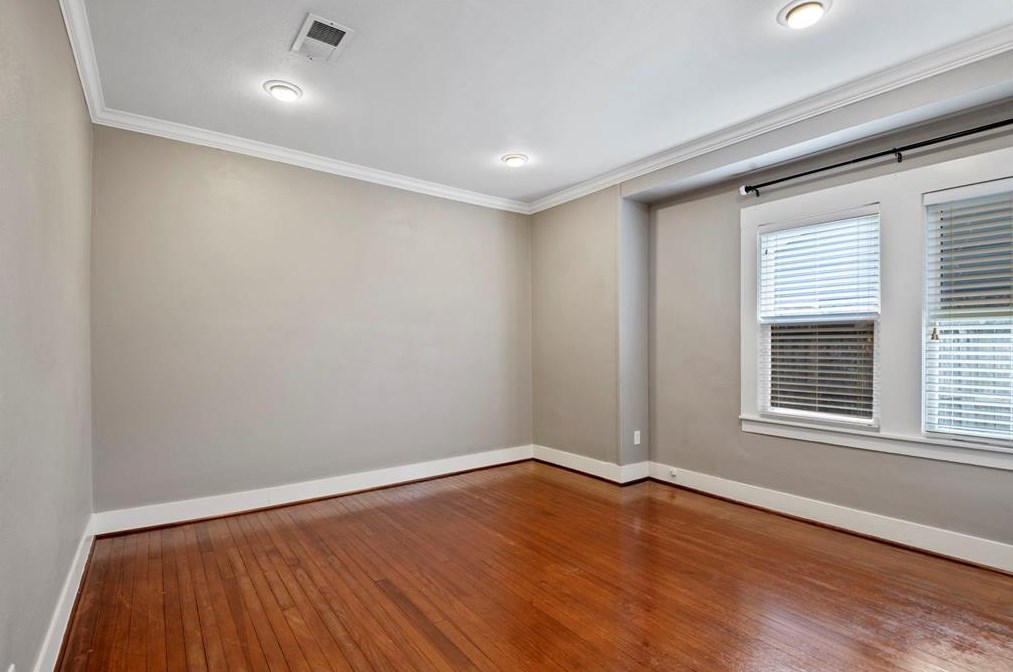 1516 Waverly, Houston TX  77007-1443 exterior