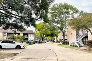 6633 W Airport Blvd, Houston, TX 77035 - Photo 2