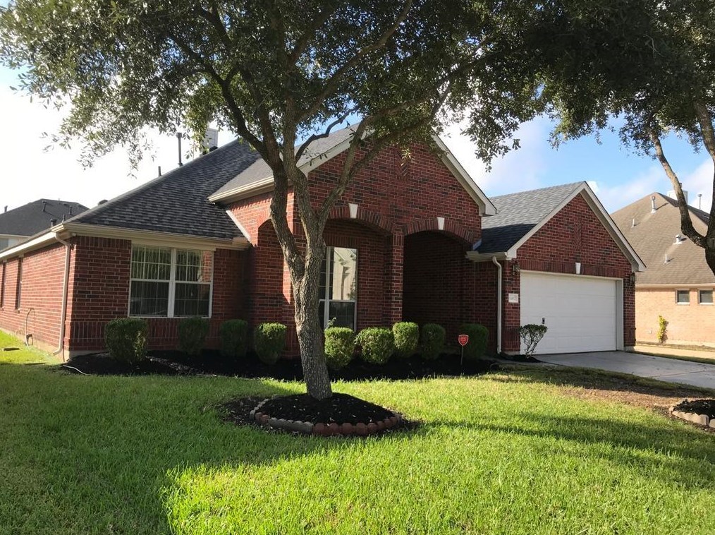 11402 Softbreeze Ct, Pearland, TX 77584