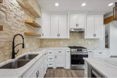 7722 Pond Circle, Beaumont, TX 77707 - Photo 16