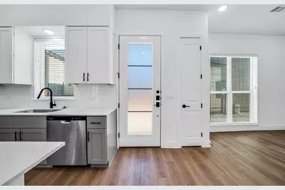 1601-213 Mustang Drive, Marble Falls, TX 78654 - Photo 2