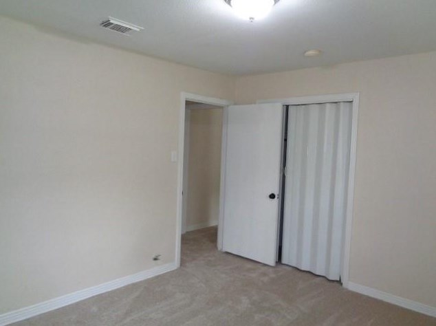 522 Barkley St, Houston TX  77022-3900 exterior