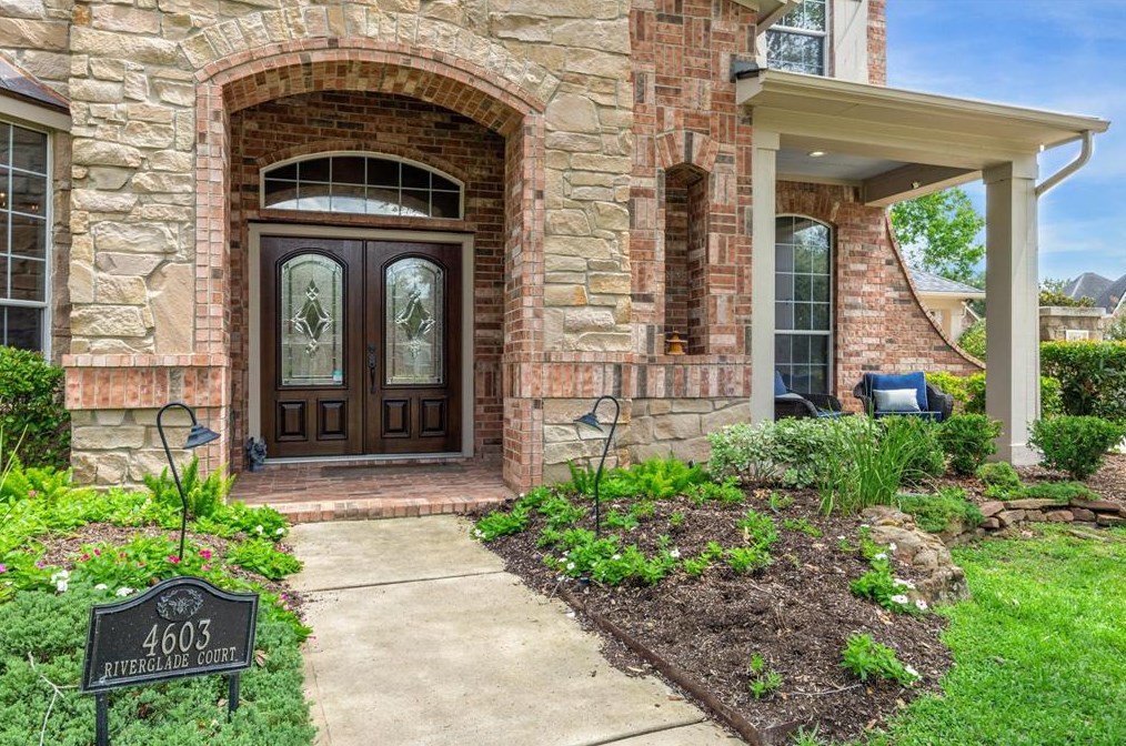 4603 Riverglade Ct, Sugar Land, TX 77479