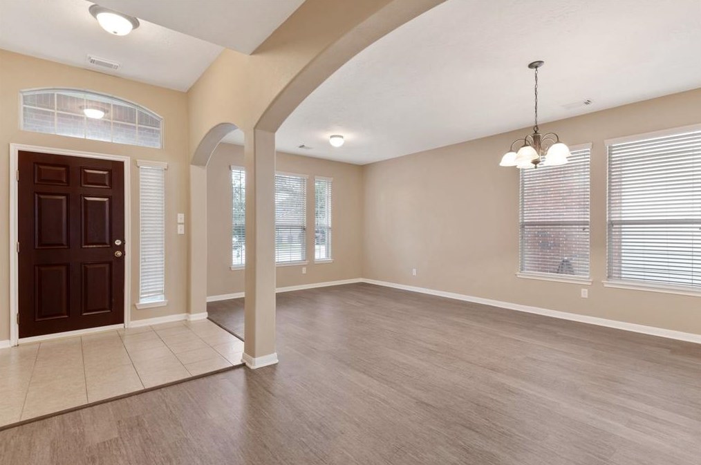 7414 Bering Landing Dr, Cypress, TX 77433