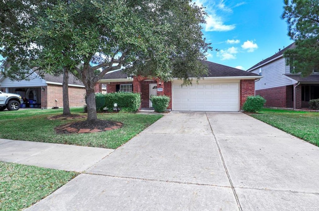 7315 Windy Port Ln, Richmond, TX 77407