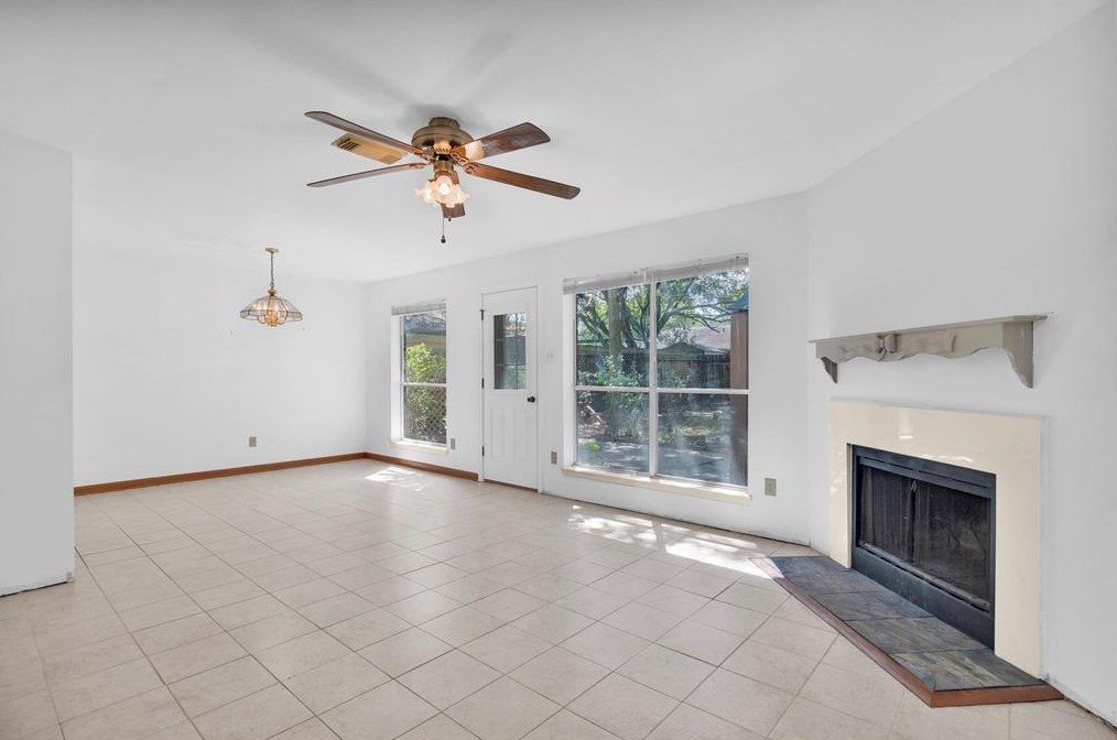 2414 Pine Cone Dr, Humble, TX 77339