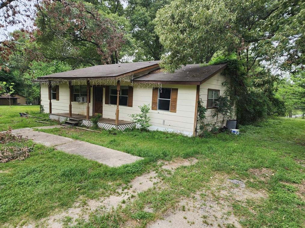 7 Sowell Ln, Huntsville, TX 77320-0280