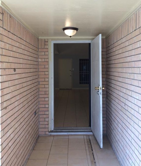 7926 Sawmill Trl, Houston, TX 77040