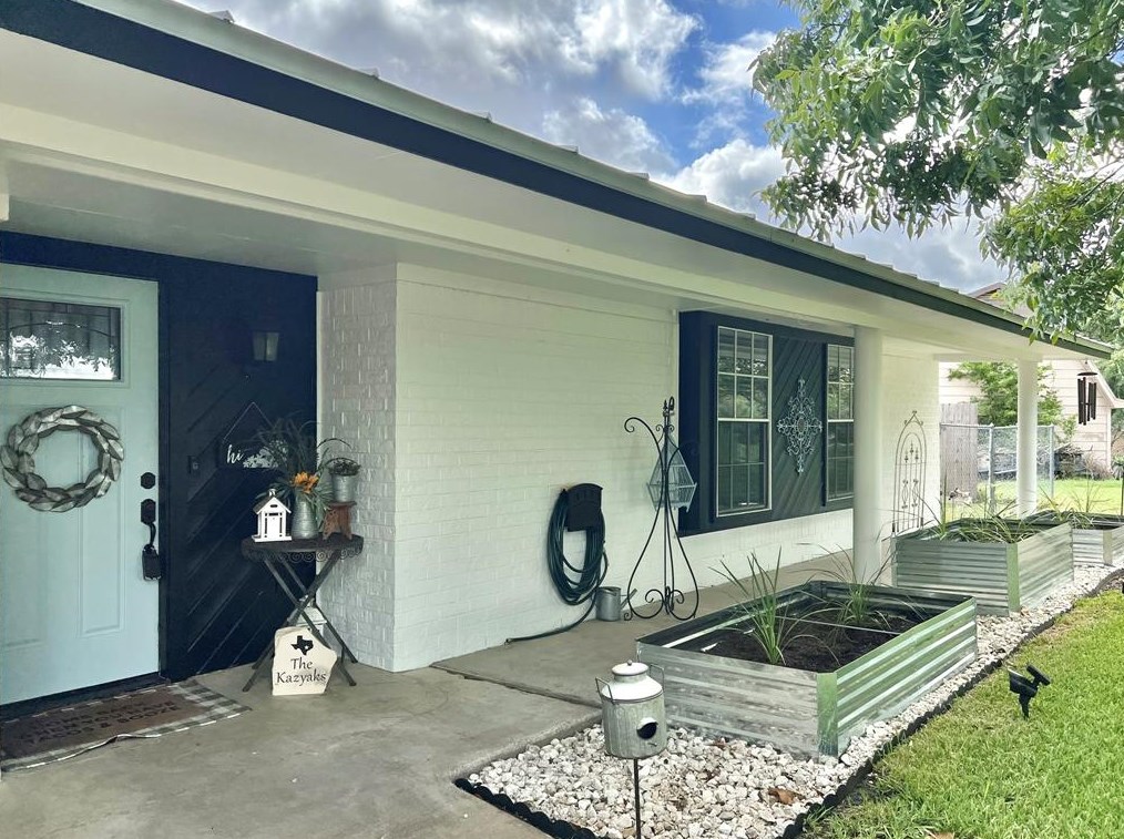 3141 Bluebonnet Blvd, Brenham, TX 77833-9042