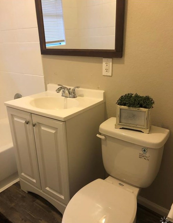 4822 Van Fleet, Houston TX  77033-3421 exterior