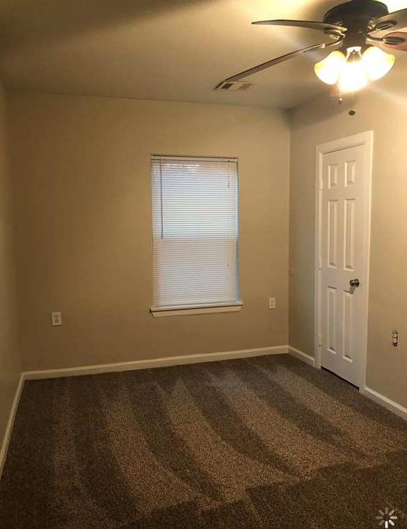 4822 Van Fleet, Houston TX  77033-3421 exterior