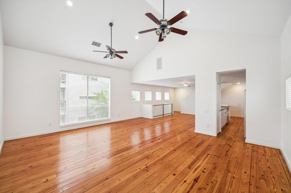 2007 Mason St, Houston TX  77006-2105 exterior