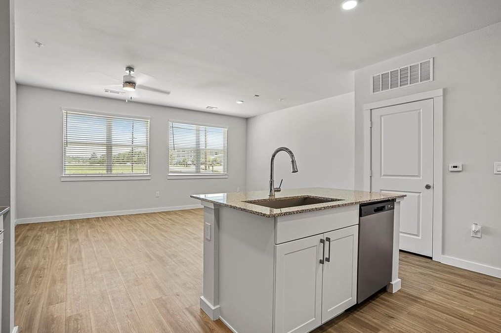 1575 League Line Rd #6303, Conroe, TX 77304