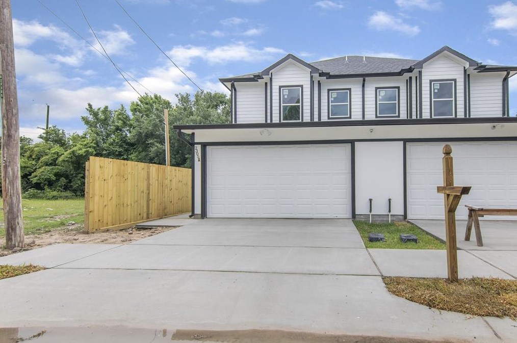 2305 Sakowitz St #b, Houston, TX 77020