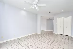 11747 Riverview Dr, Houston, TX 77077 - Photo 28