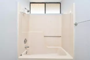 11747 Riverview Dr, Houston, TX 77077 - Photo 16