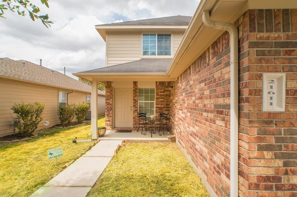 21611 Falvel Misty Dr, Spring TX  77388-2515 exterior