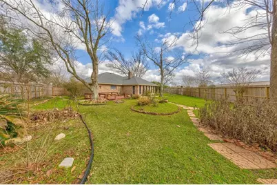 4602 Iroquois Drive, Pasadena, TX 77504 - Photo 32