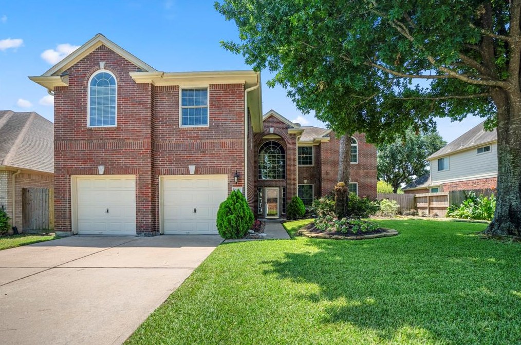 9227 Memorial Hills Dr, Spring, TX 77379-2969